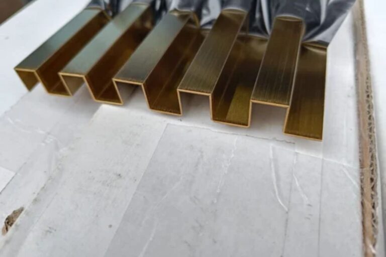 SS 304 Gold Hairline Design Fluted Panel in usa