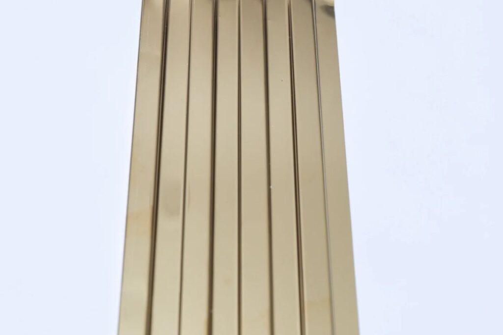 SS Mirror Finish Fluted Panel in usa